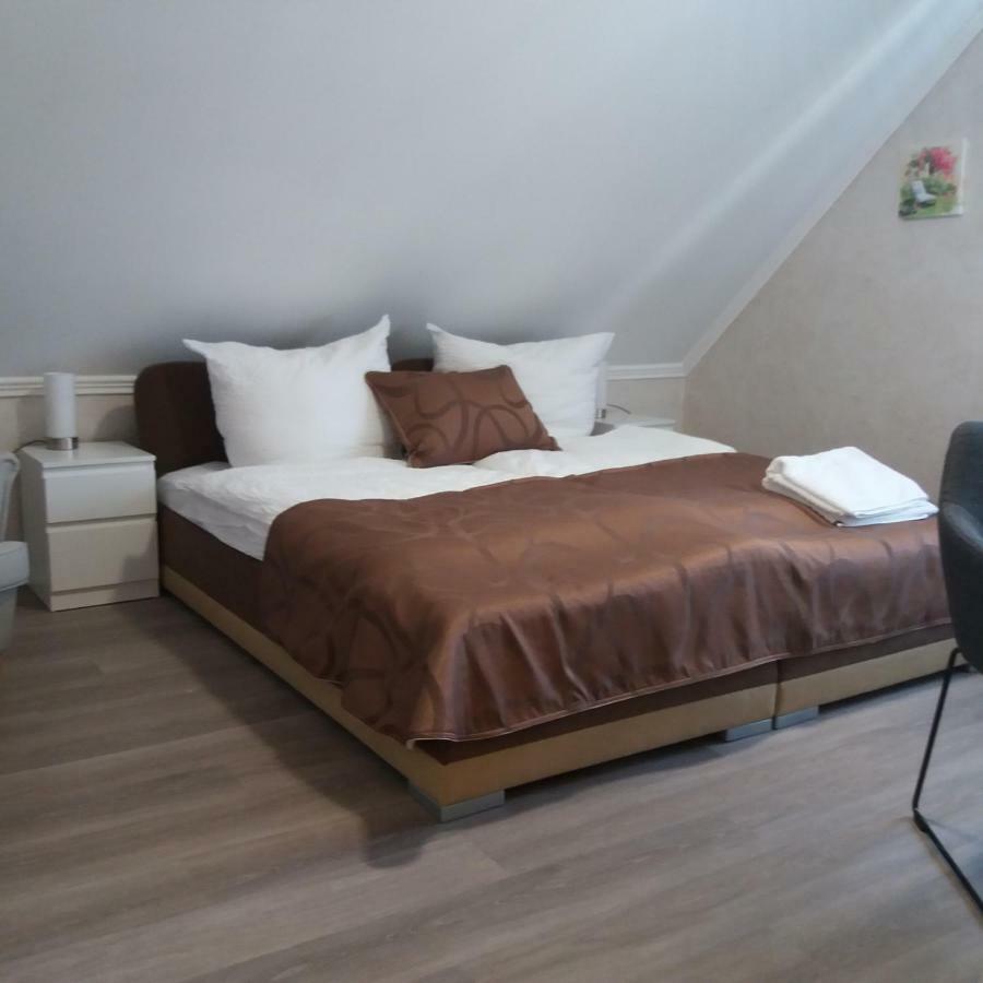 Mueller Residenz Zur S-Bahn Karlsfeld Hotel Kültér fotó