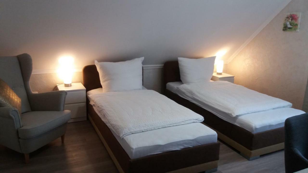 Mueller Residenz Zur S-Bahn Karlsfeld Hotel Kültér fotó